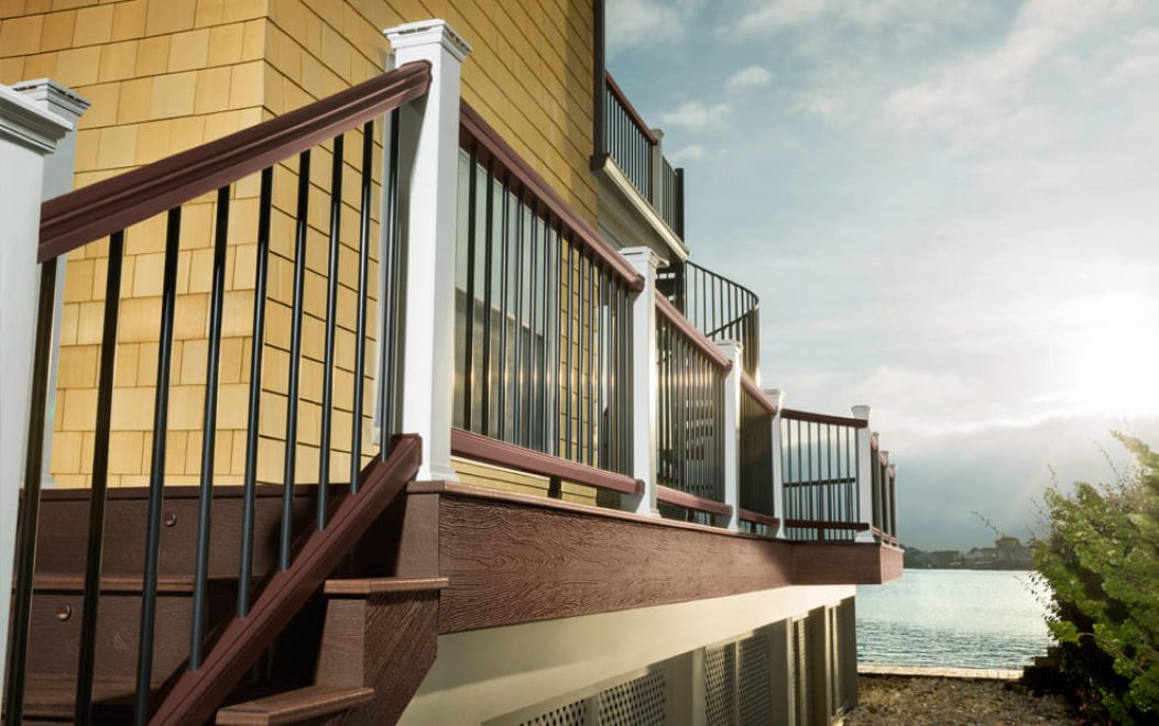 4-transcend-decking-railing-spiced-rum-vintage-lantern-fascia-detail