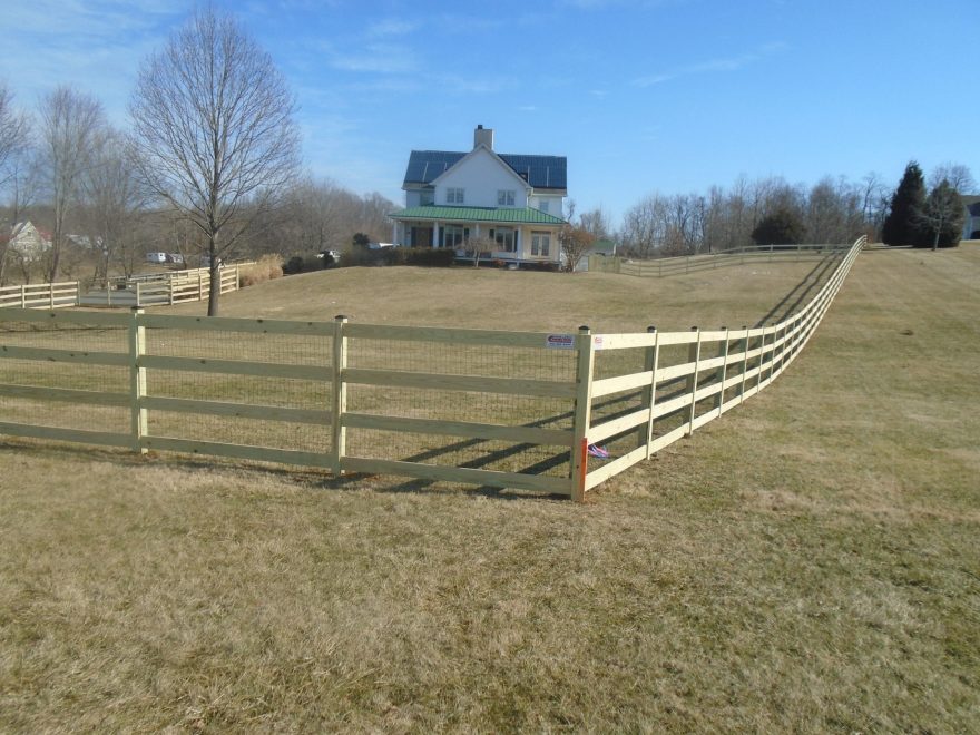 5_ h PT 4 board paddock with black vinyl coated mesh 1