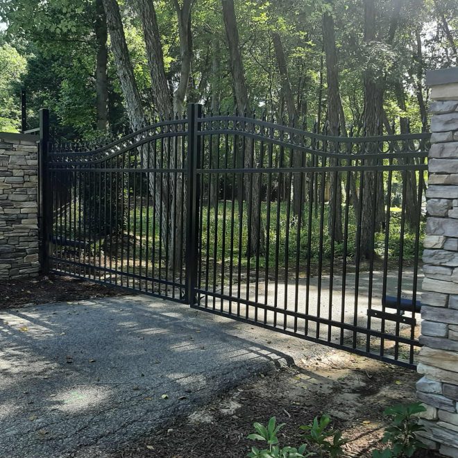 Arched Black Aluminum Estate Gate-min