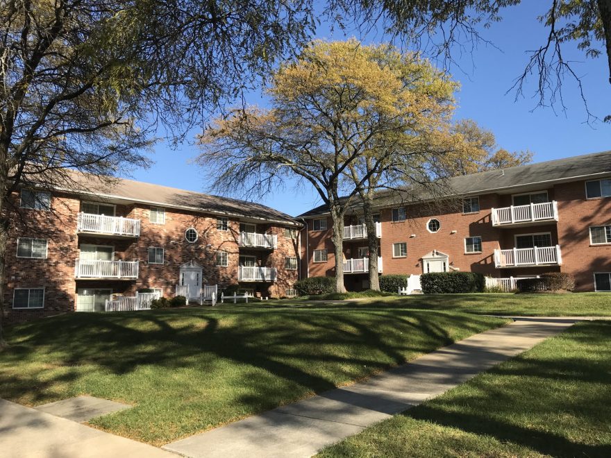 Dunhill Apartments White Vinyl Balcony Railing Replacement