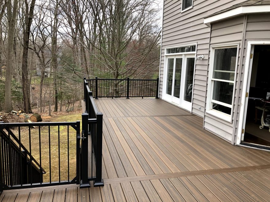 Trex Transcend Spiced Rum with Black Ultralox Aluminum Railing in Crownsville, MD 1