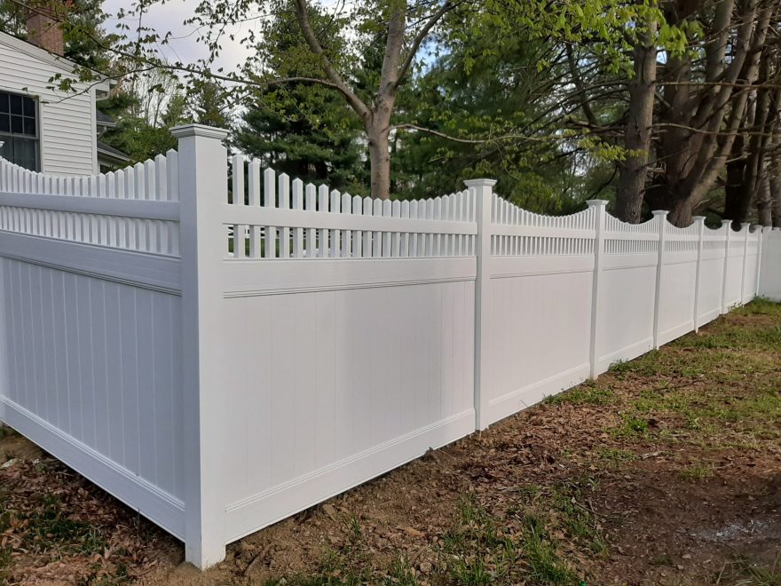 WHITE TONGUE AND GROOVE WITH SCALLOPED OPEN SPINDLE And NEW ENGLAND POST CAP Vinyl Fence 2