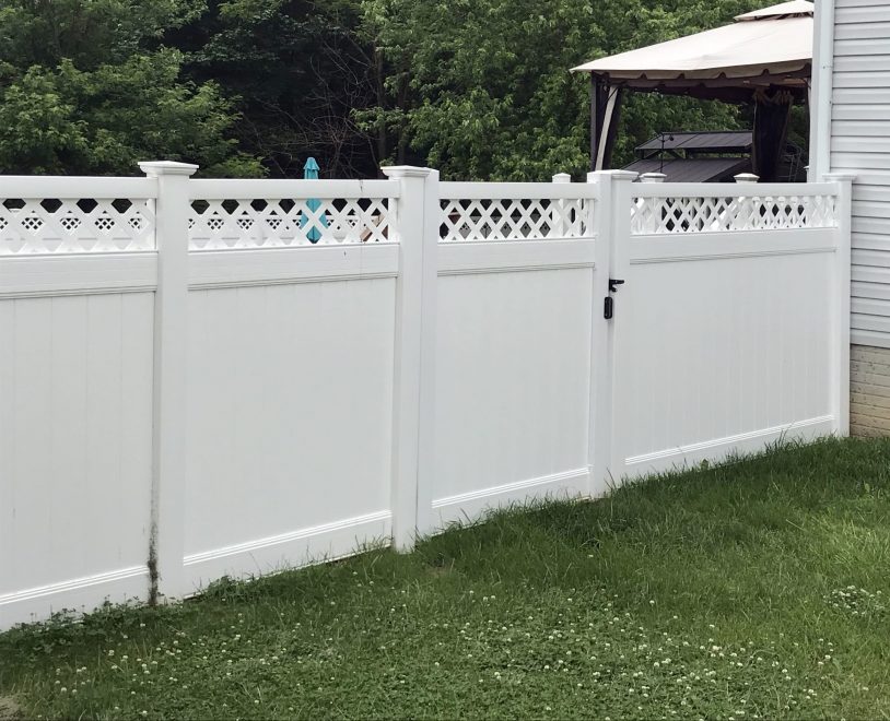 White Vinyl Privacy Fence with Diagonal Lattice Top 3